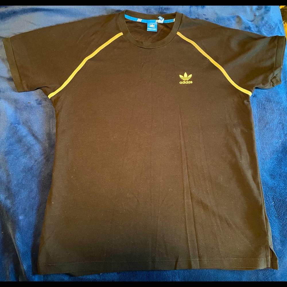 NWOT Adidas Sport Luxe t-shirt XL reflective